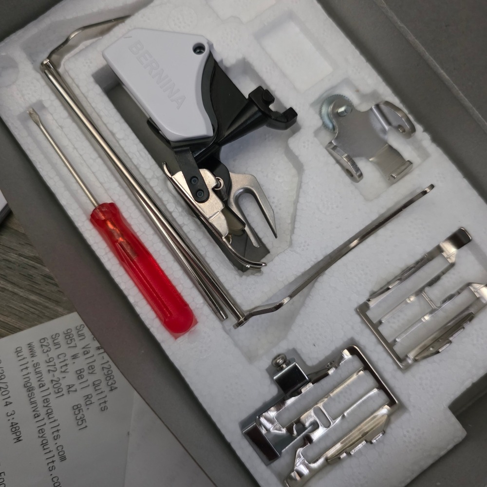 Bernina Three Sole Walking Foot with Seam Guide 008969.72.00 Swiss Made Set - Picture 3 of 10